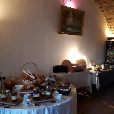 De La Couronne Hotell